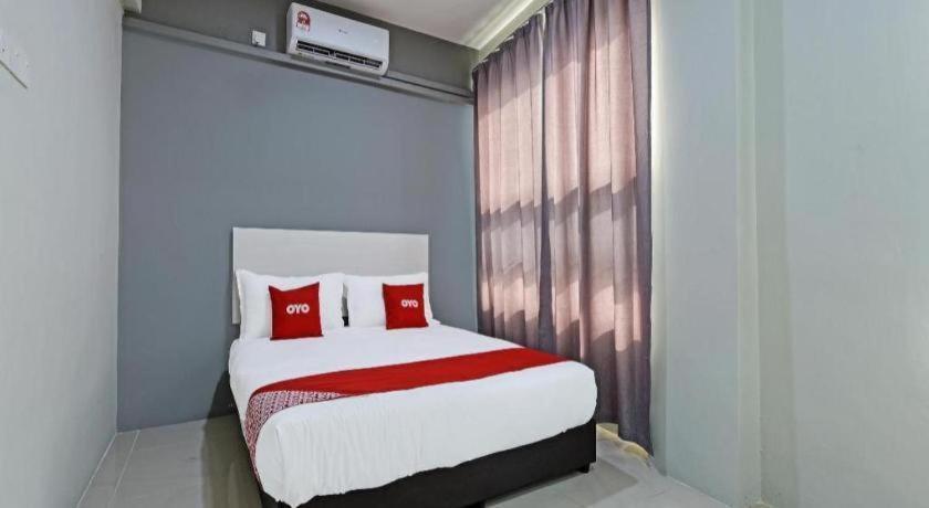 Oyo 90594 Hotel Casalink Paka Ngoại thất bức ảnh